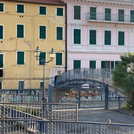 La Marina